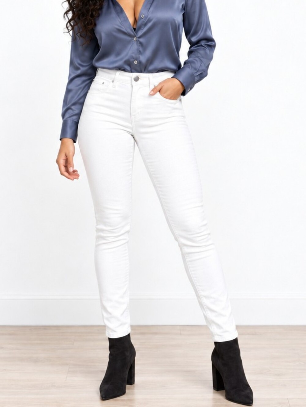 Apperloth A NWT White Coated High Rise Skinny Jeans Women's Large